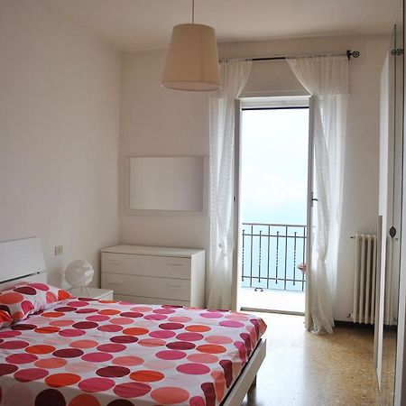 The Sweet Lake Nest Apartment Colonno Luaran gambar
